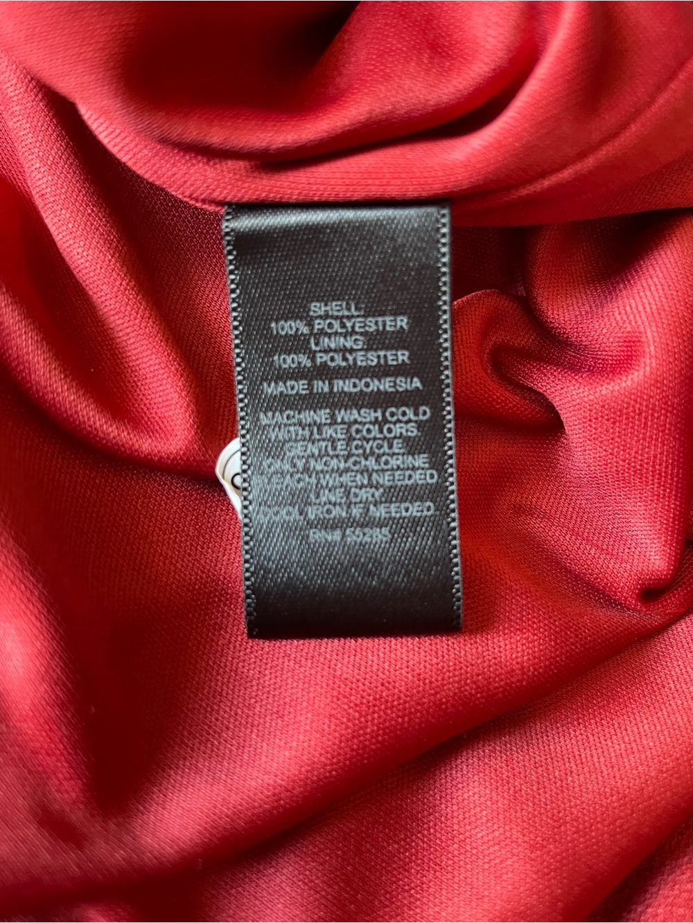 BNWT EXPRESS Red Satin Wrap Dress with Tie Waist - Picture 10 of 10